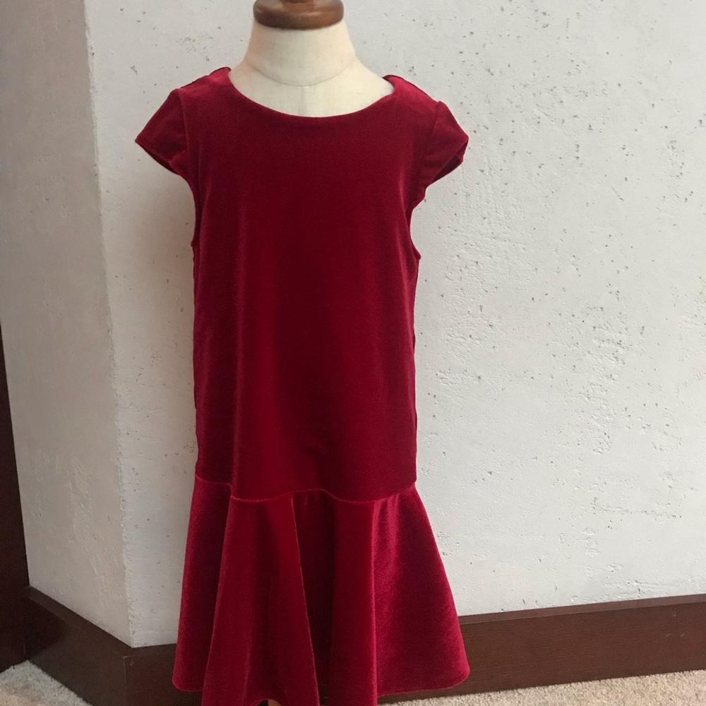 Joe Fresh little girl’s red velvet dress.